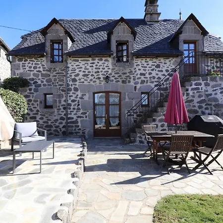Holiday home Maison De Caractere Renovee, 4 Pers, Au Coeur Du Carladez Avec Jardin Privatif Et Activites Touristiques A Proximite - Fr-1-742-225 Pailherols
